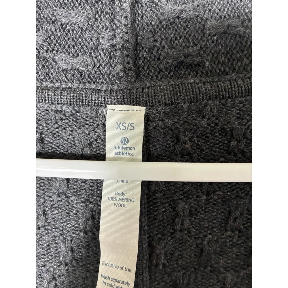 Lululemon Cardi All‎ Day Knit Cardigan Small Gray Long Line 100% Merino Wool